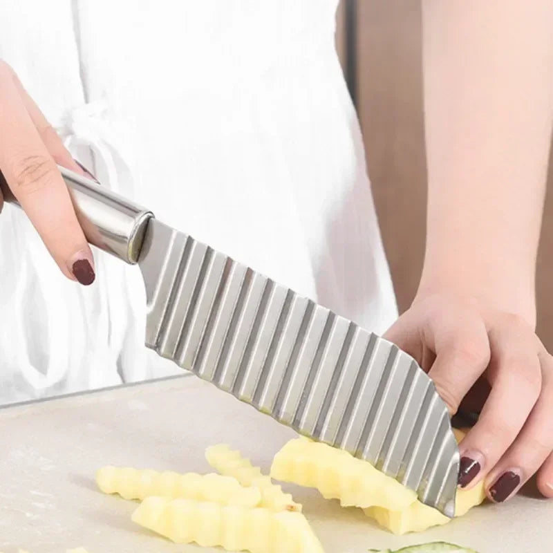 Stainless Steel Potato Chip Slicer Dough Potato Wavy Edged Knife Vegetable Fruit Cutting Peeler Cooking Tools Kitchen Knives