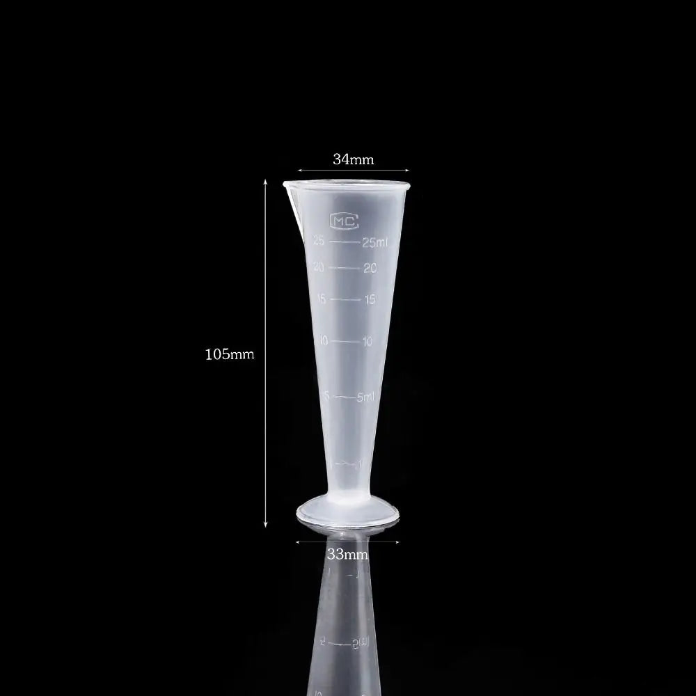 Plastic Graduated Measuring Cup Large Capacity Scale Laboratory Beaker Clear with Lid Transparent Mixing Cup Kitchen Baking