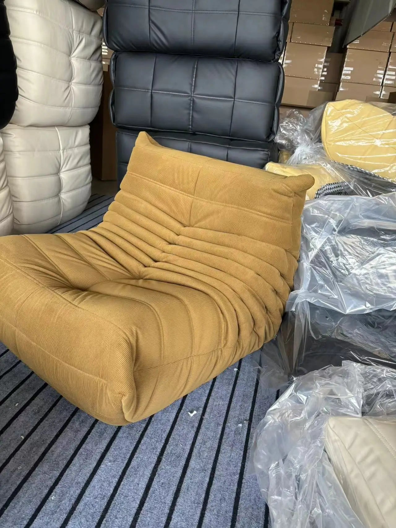 Caterpillar Single Sofa Lazy Couch Tatami Living Room Bedroom Lovely Leisure Single Chair Reading Chair Balcony Rocking Chair