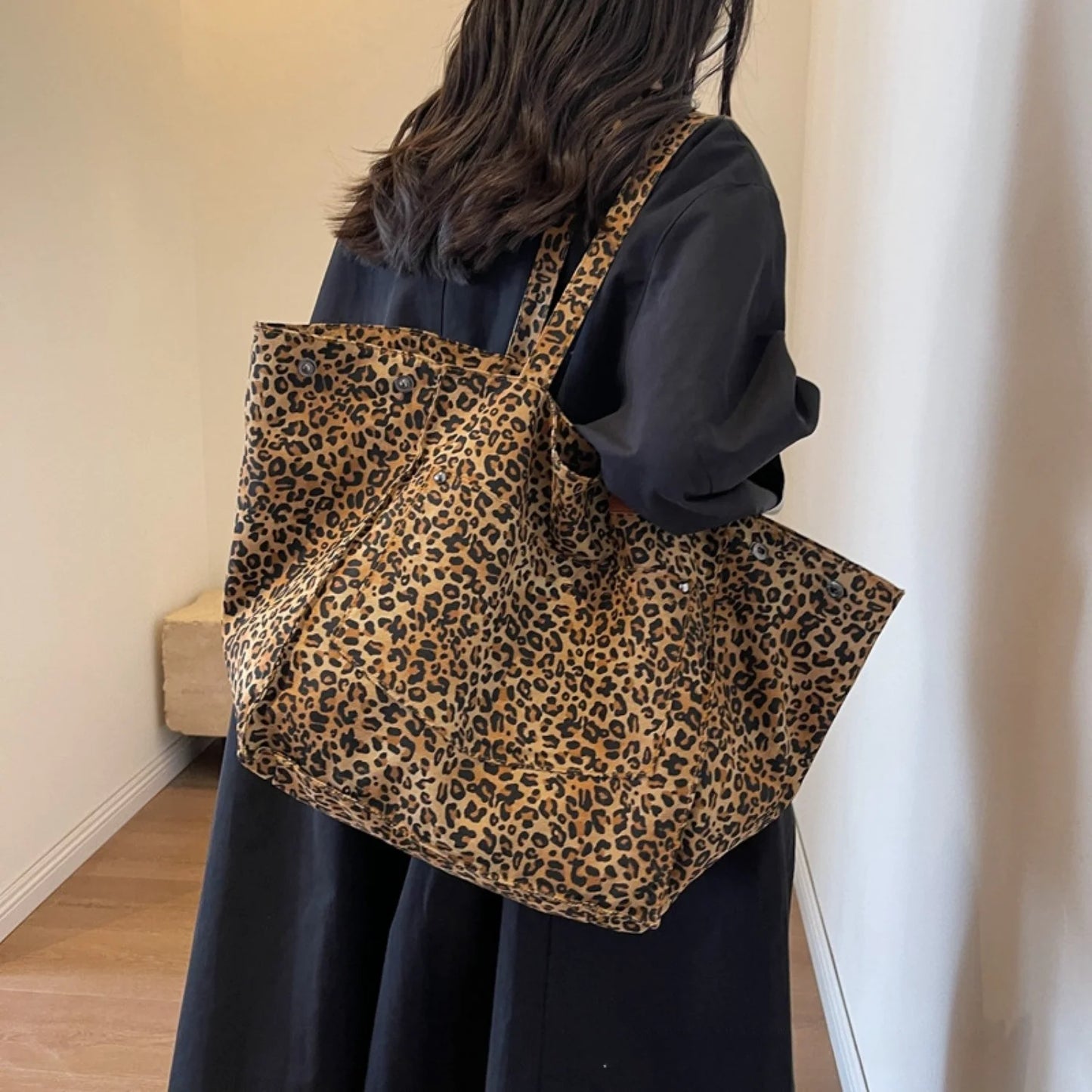 Fashion Large Capacity Handbag Leopard Pattern Tote School Work Shopping Bag Retro Canvas Shoulder Bag