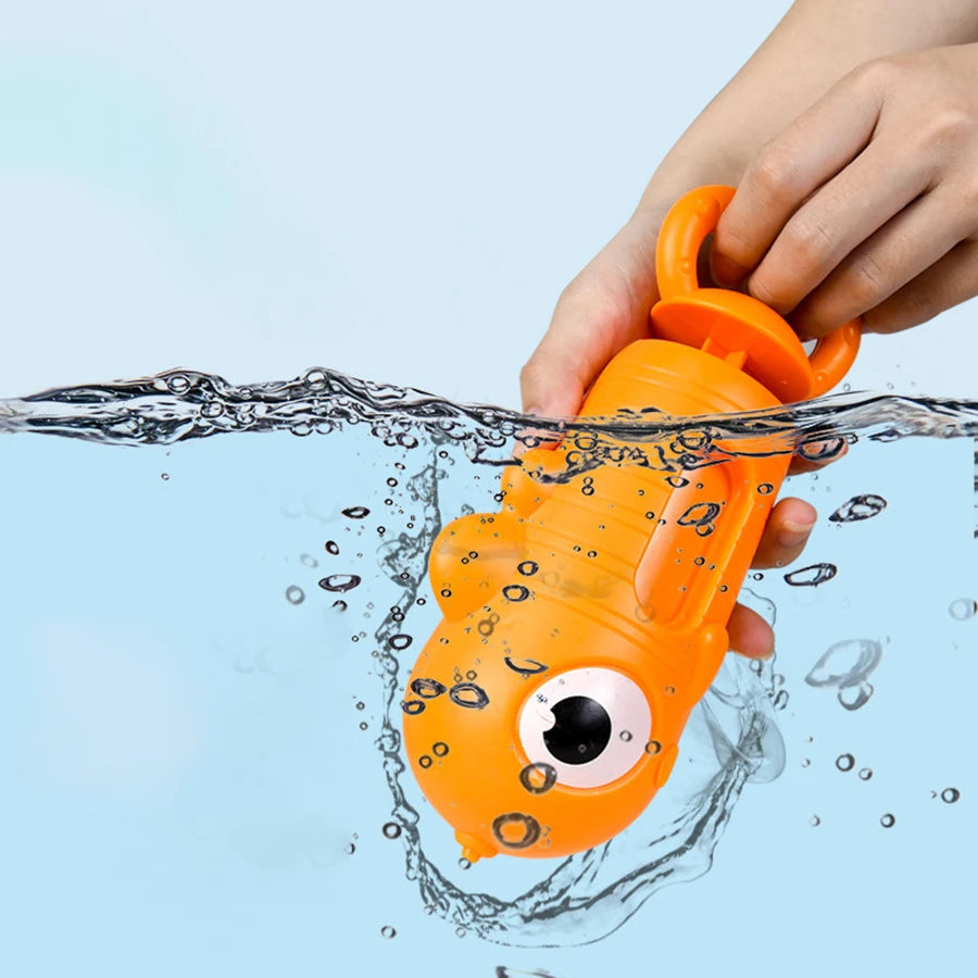 Kids Pull-Out Water Gun Toys For Children Shark Cartoon Design Summer Play Beach Watergun Sprinkler Bathroom Shower Bath Toys