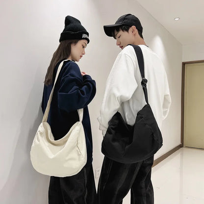 2023 New Fashion Summer Large Capacity Casual Nylon Women Shoulder Bag Korean Style Hobos Bag Youth Crossbody Shoulder Bag